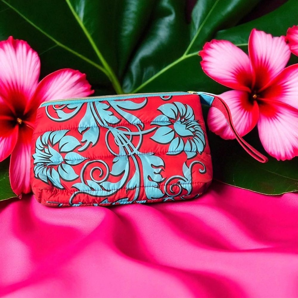 Floral Red and Blue Quilted Women's Bag